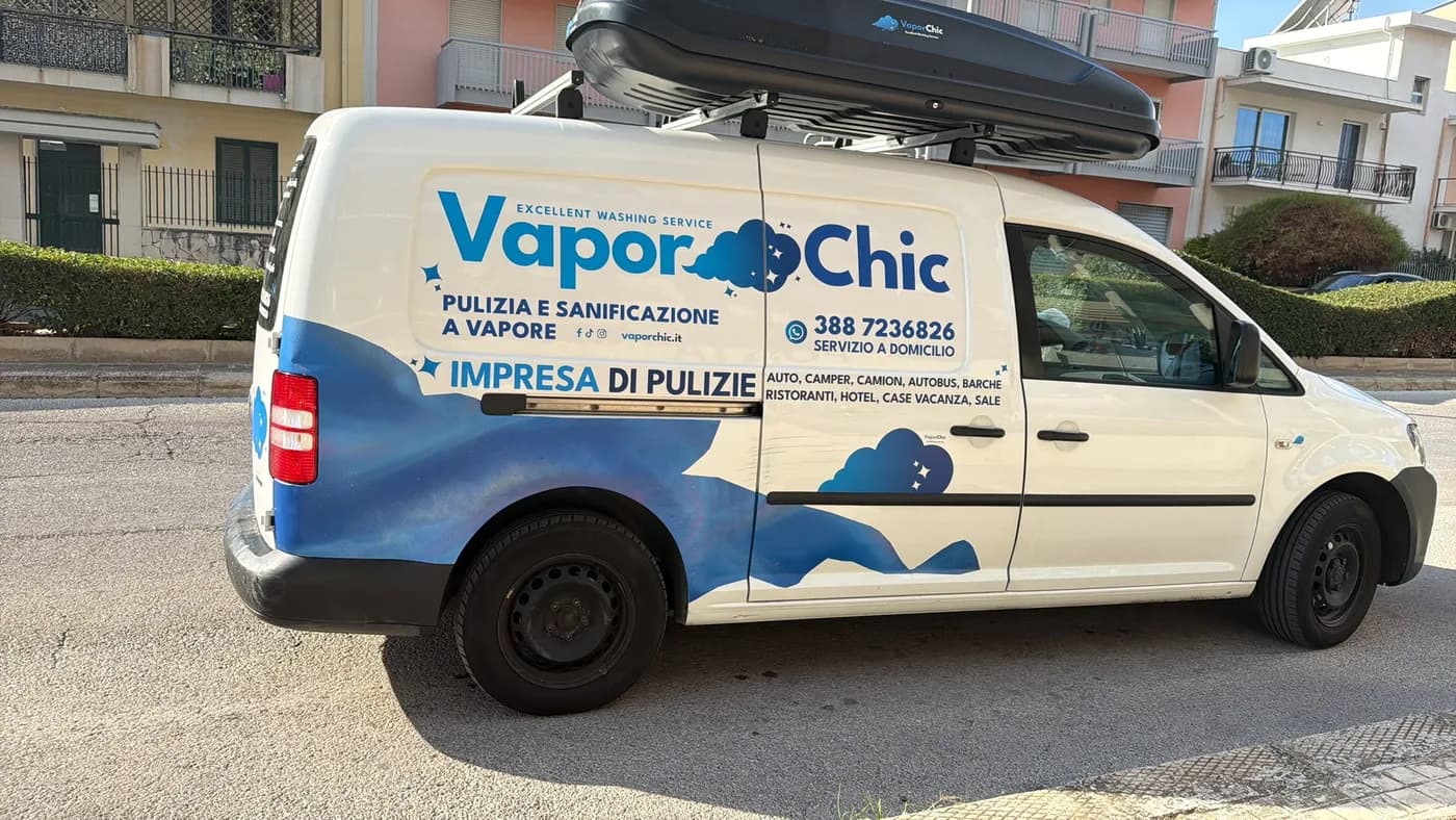 Mezzo attrezzato VaporChic Impresa di Pulizie Mezzo attrezzato VaporChic Impresa di Pulizie