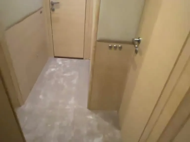 Pulizia e sanificazione della moquette interna di uno yacht Pulizia e sanificazione della moquette interna di uno yacht